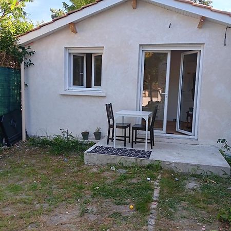 Studio Maisonette Eysines Exterior foto